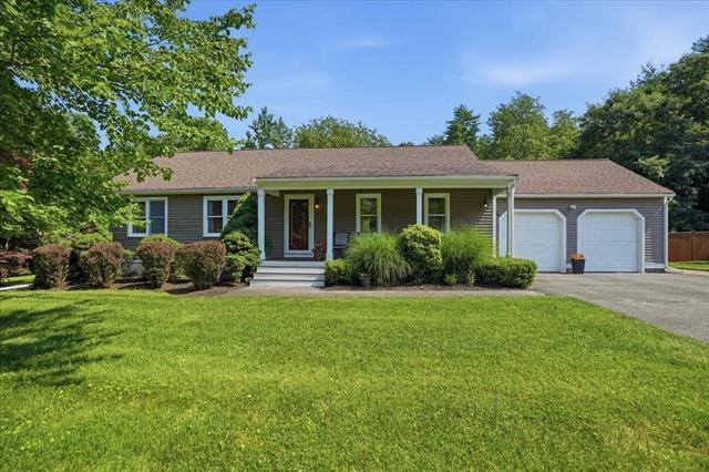 1 Hawthorne St, Lakeville, MA 02347
