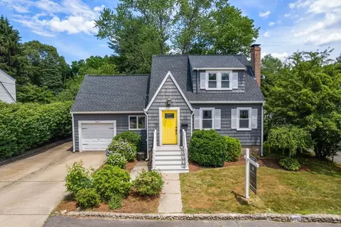 18 Margaret St, Norwood, MA 02062