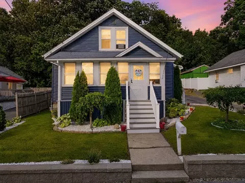 42 Volkmar Rd, Worcester, MA 01606