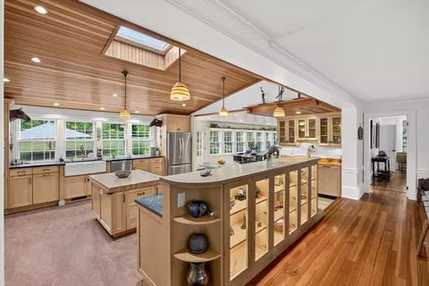2849 Main St, Barnstable, MA 02630 photo 8