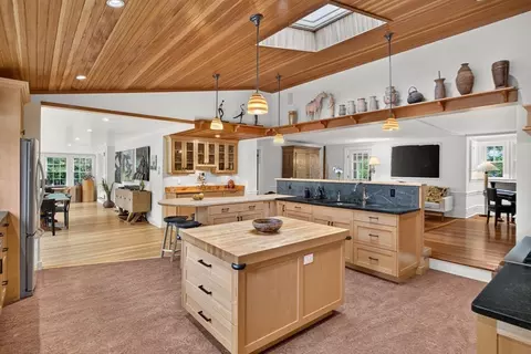 2849 Main St, Barnstable, MA 02630 photo 5