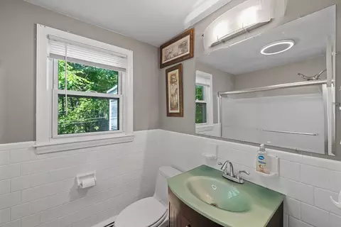 Bath - 28 Greybert Ln, Worcester, MA 01602 photo 1 of 1