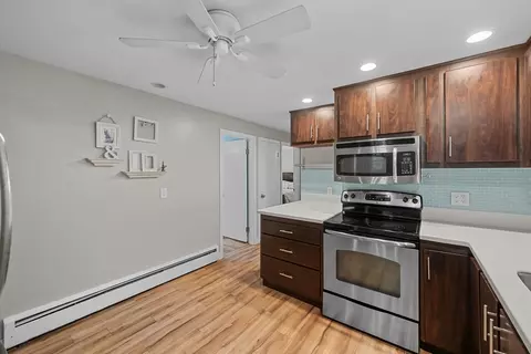 Kitchen - 28 Greybert Ln, Worcester, MA 01602 photo 4 of 4