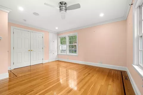 Bedroom - 140 High St, Dunstable, MA 01827 photo 5 of 5