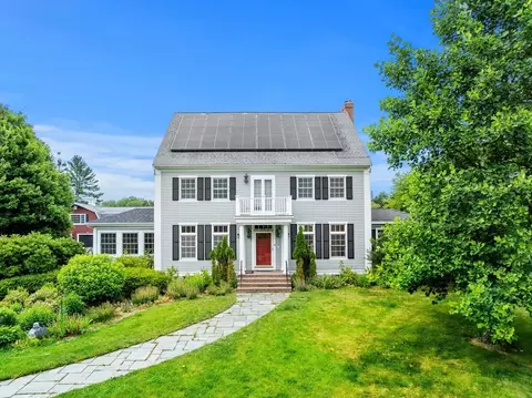 Exterior - 140 High St, Dunstable, MA 01827 photo 6 of 9