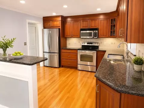 22 Harvest Ln, Hingham, MA 02043 photo 5