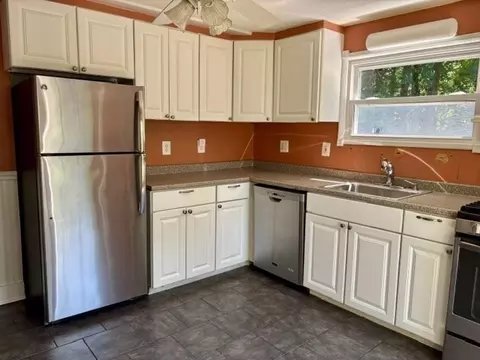 11 Blain St, Acushnet, MA 02743 photo 10