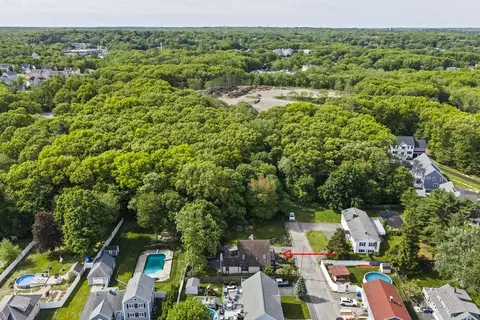 View/Area - 347 Plain St, Braintree, MA 02184 photo 2 of 2