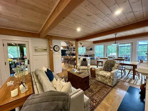 Living - 96 Hammett Ln, Chilmark, MA 02535 photo 1 of 5