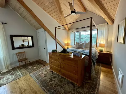 Bedroom - 96 Hammett Ln, Chilmark, MA 02535 photo 3 of 4