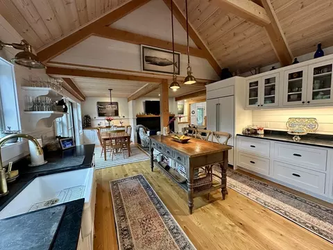 Kitchen - 96 Hammett Ln, Chilmark, MA 02535 photo 1 of 5