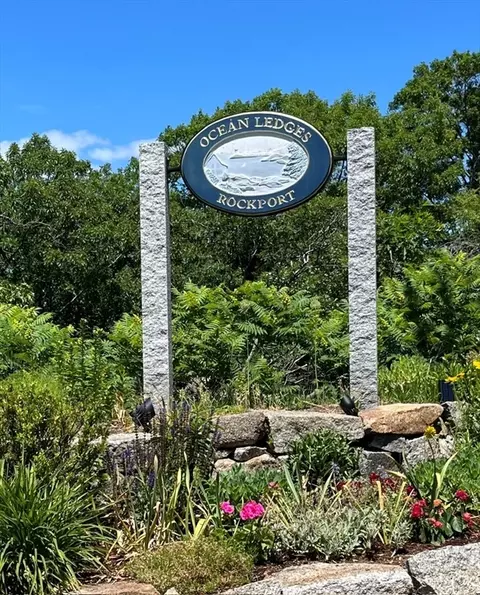 42 Quarry Ridge Ln #42, Rockport, MA 01966