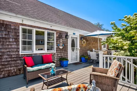 7 Sandy Hill Ln #A, Provincetown, MA 02657