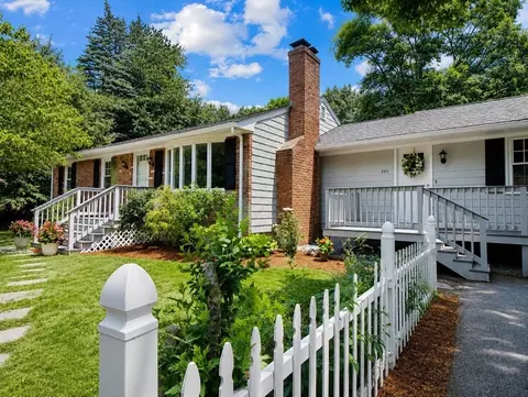 344 Old Post Rd, North Attleboro, MA 02760