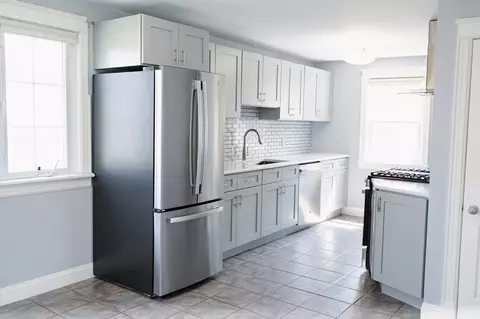 222 Walter St, Fall River, MA 02724 photo 5
