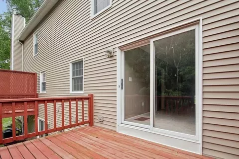 Exterior - 4 Herbert Dr #B, Sutton, MA 01590 photo 4 of 7
