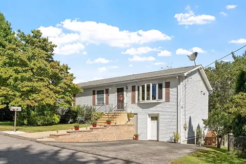 Exterior - 8 Pershing St, Worcester, MA 01606 photo 2 of 6
