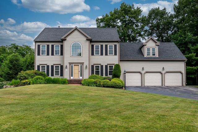 19 Burnham Ct, Stoughton, MA 02072