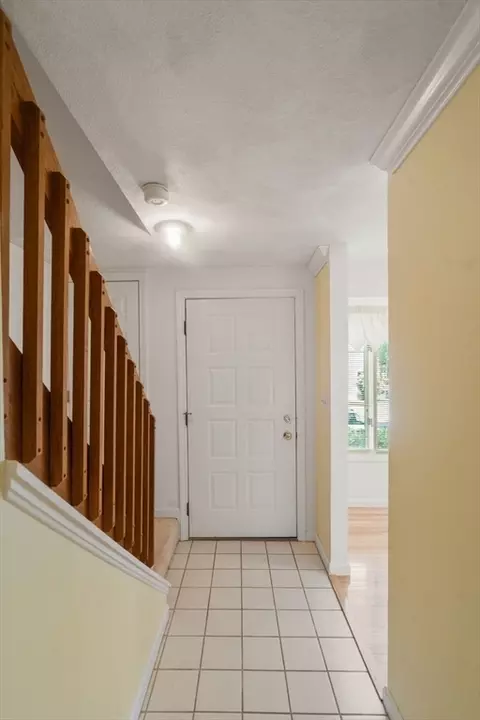 Entry Way - 9 Deer Path #1, Maynard, MA 01754 photo 1 of 4
