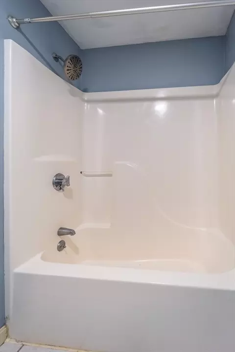 110 Glendale St, Worcester, MA 01602 photo 24