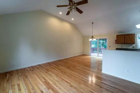 110 Glendale St, Worcester, MA 01602 photo 14