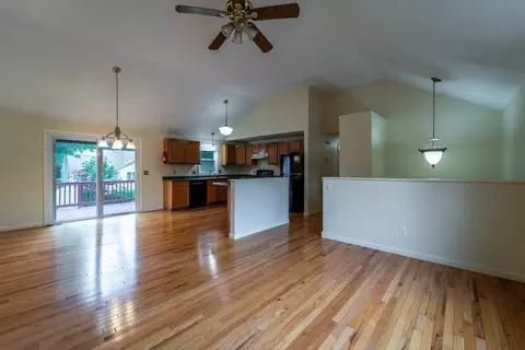 110 Glendale St, Worcester, MA 01602 photo 12