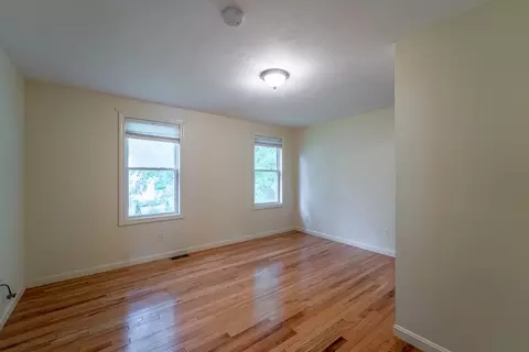 110 Glendale St, Worcester, MA 01602 photo 27