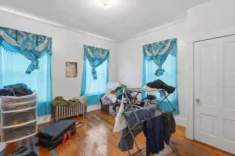 Bedroom - 54 Shelby St, Worcester, MA 01605 photo 4 of 8