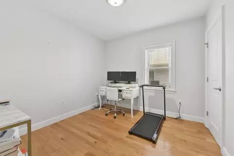 214-216 Eagle St #5, Boston, MA 02128 photo 11