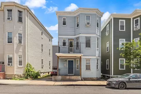 95 Malden St, Everett, MA 02149 photo 2