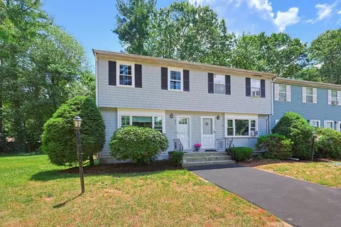 6 Christopher Dr #1, Easton, MA 02334