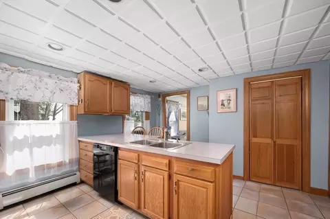 37-39 Remington St, Warwick, RI 02888 photo 19