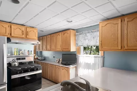 37-39 Remington St, Warwick, RI 02888 photo 18