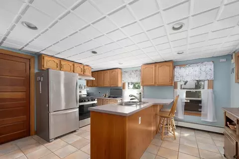 37-39 Remington St, Warwick, RI 02888 photo 17