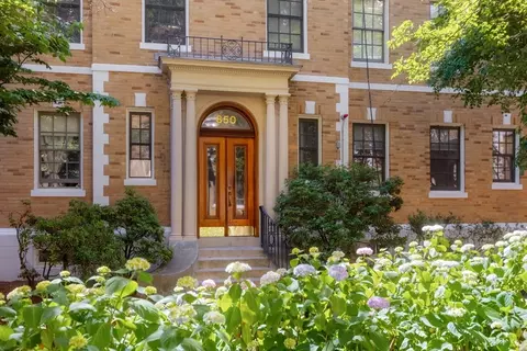 850 Massachusetts Ave #11, Cambridge, MA 02139