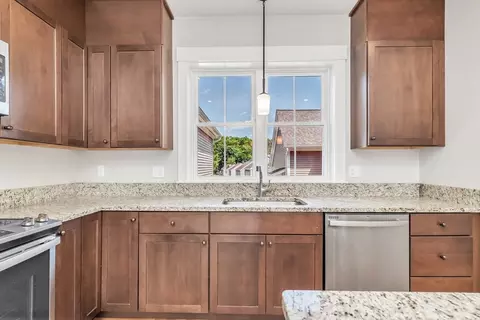 Kitchen - 92 Grant Rd #B, Devens, MA 01434 photo 3 of 3