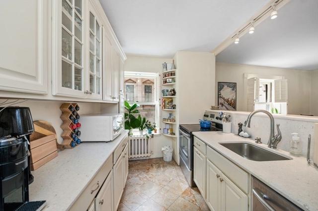 21 Beacon St #2E, Boston, MA 02108