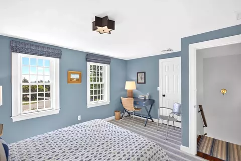 Bedroom - 141 Point Hill Rd, Barnstable, MA 02668 photo 5 of 8
