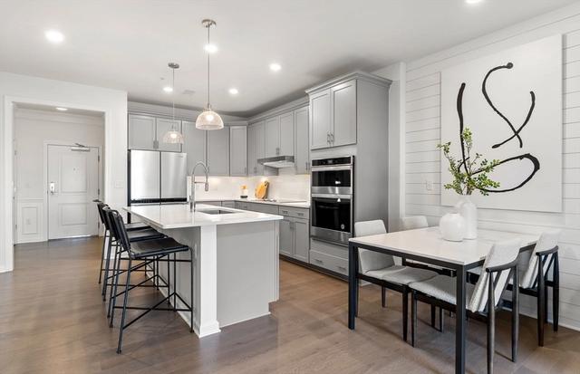5 Peters Farm Way #302, Westborough, MA 01581