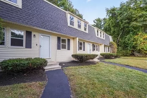9 Debra Ln #1, Bellingham, MA 02019