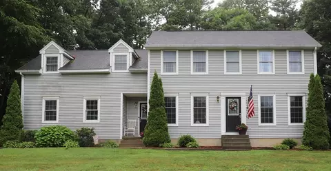 30 Sylvan Cir, Belchertown, MA 01007