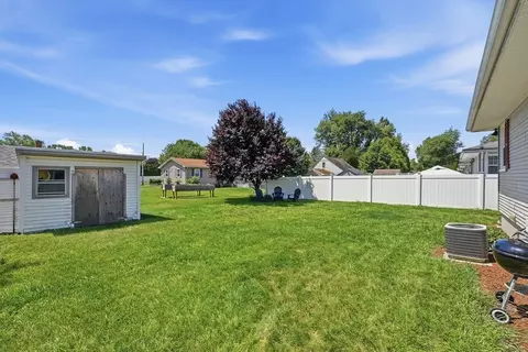 35 Beaumont Ave, Chicopee, MA 01013 photo 33