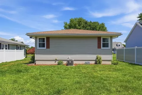 35 Beaumont Ave, Chicopee, MA 01013 photo 31