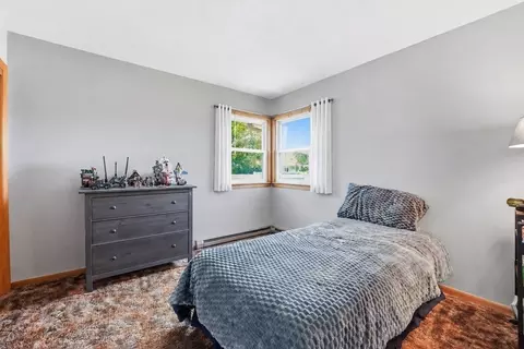 35 Beaumont Ave, Chicopee, MA 01013 photo 16