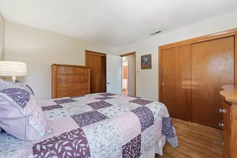 35 Beaumont Ave, Chicopee, MA 01013 photo 13