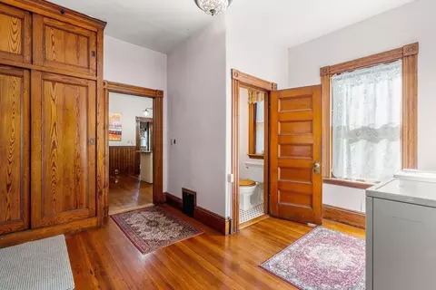 Entry Way - 2 Butman St, Beverly, MA 01915 photo 3 of 11