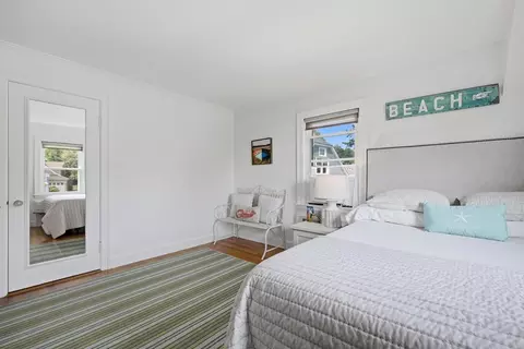 Bedroom - 5 Coolidge Rd, Marblehead, MA 01945 photo 6 of 6