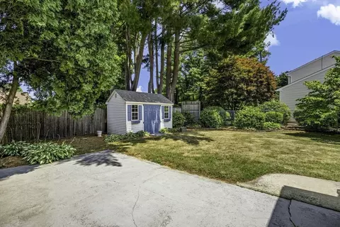 1855 Parker St, Springfield, MA 01128 photo 17