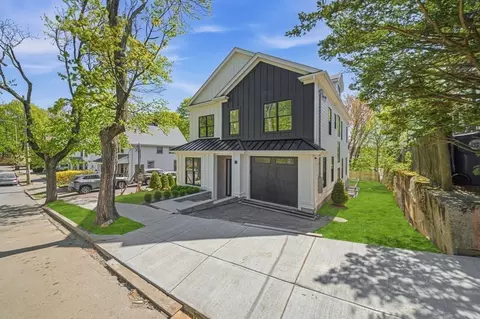 28 Chandler, Newton, MA 02464