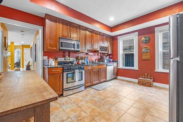 71 Romsey Sr #2, Boston, MA 02125